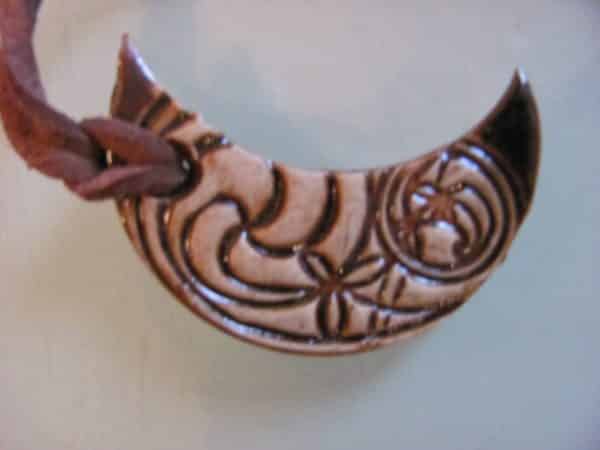 pendentif croissant de lune