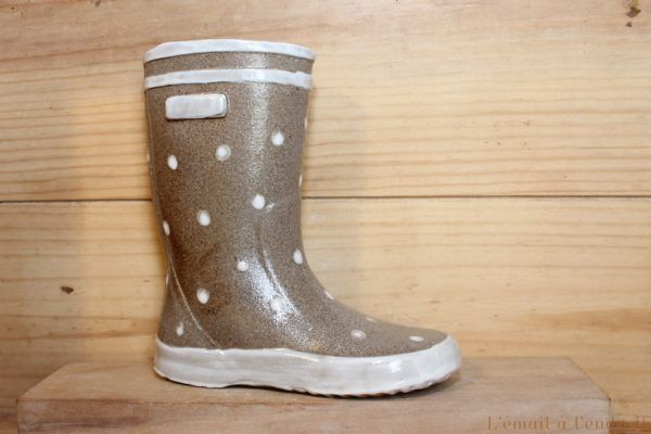 Botte en céramique beige gris mouchetée