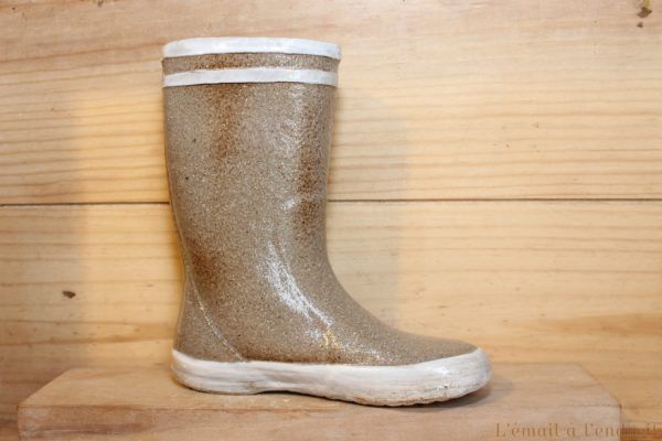 Botte en céramique beige et gris