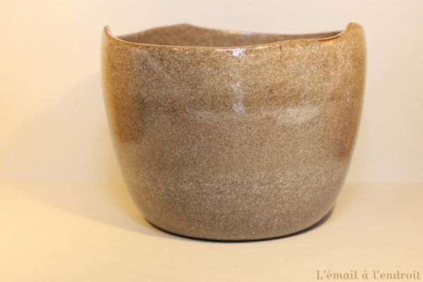 plat en grès gris beige