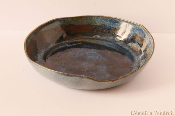 plat bleu marron