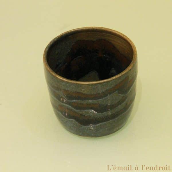 tasse bleu marron